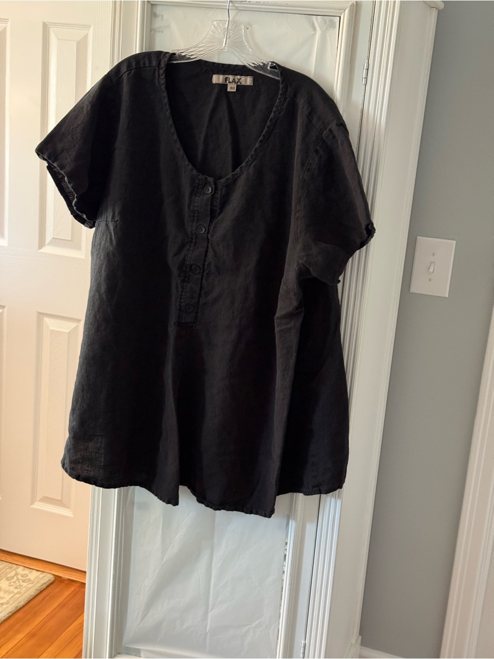 FLAX Women's Short Sleeve Linen Tunic - Black Size 3G